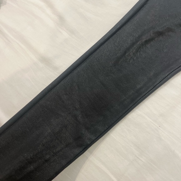 Commands Faux Leather Legging in Black - Picture 4 of 6